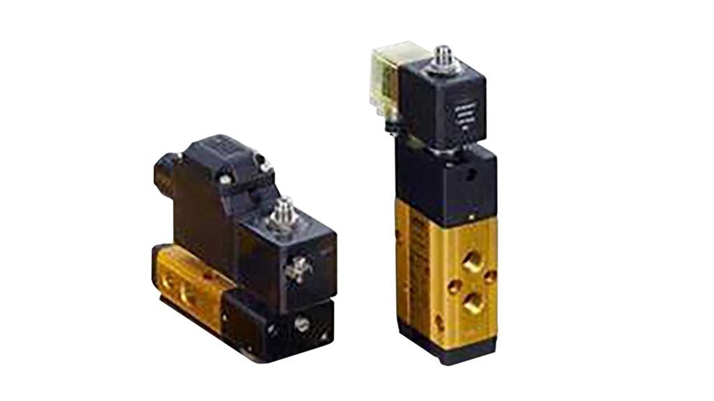 Bild zeigt zwei nebeneinander liegende Magnetventile, bereit für den Einsatz in technischen Anwendungen